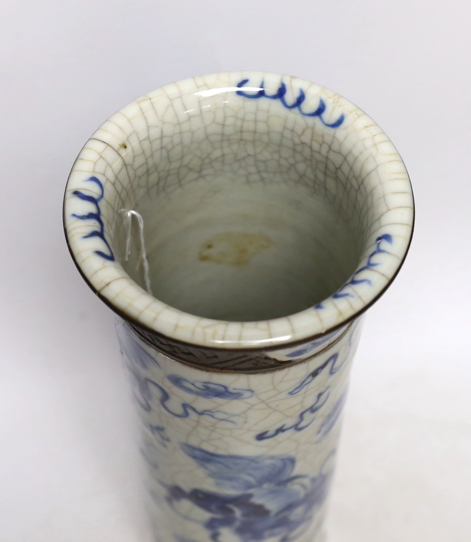 A Chinese blue and white crackle glaze cylindrical vase, 35cm high